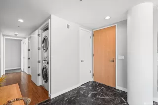 Photo #4: 423723545 Listing 