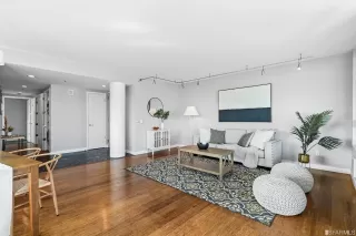 Photo #6: 423723545 Listing 