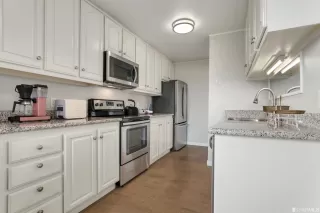 Photo #3: 423723570 Listing 