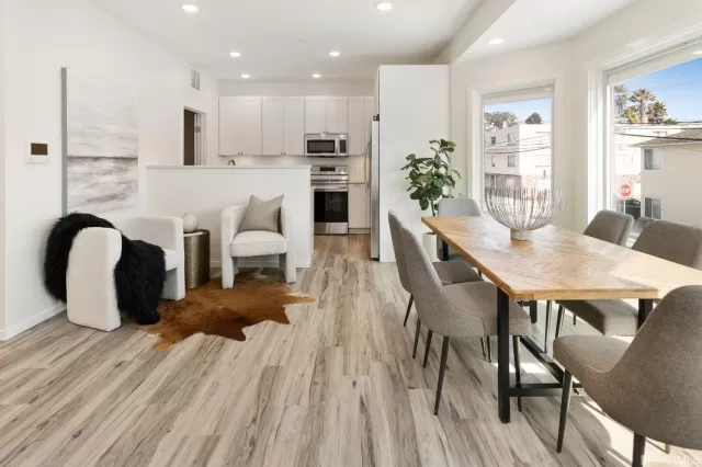 MLS: 423723625 Condo For Sale