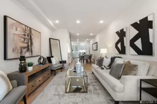 Photo #3: 423723872 Listing