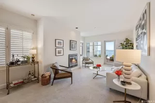 Photo #6: 423723985 Listing 