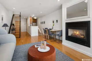 Photo #4: 423724036 Listing