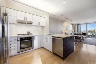 Photo #2: 423724349 Listing 