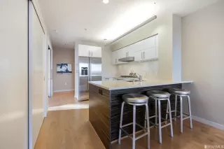 Photo #5: 423724349 Listing 