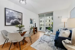 Photo #6: 423725208 Listing 