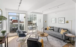 Photo #3: 423725248 Listing 