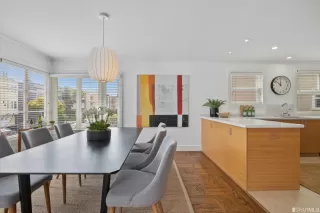 Photo #1: 423725266 Listing 