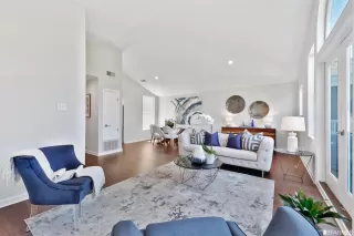 Photo #3: 423725499 Listing