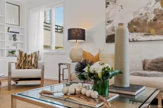 Photo #4: 423726865 Listing 