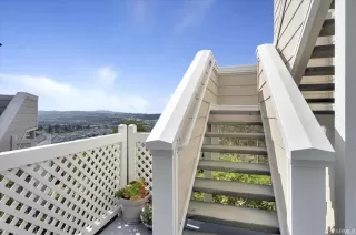 Photo #3: 423726984 Listing