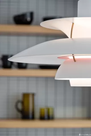 Photo #3: 423727270 Listing