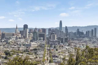 Photo #1: 423727272 Listing