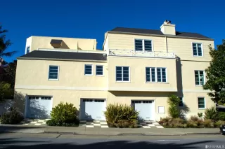 Photo #3: 423727336 Listing 