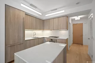 Photo #4: 423727790 Listing 