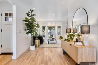 Photo #3: 423728117 Listing