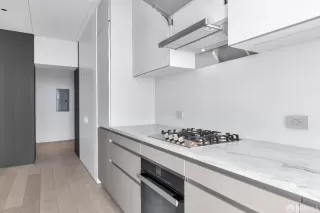 Photo #6: 423728144 Listing