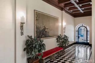 Photo #3: 423728412 Listing