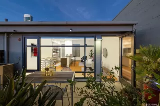 Photo #5: 423728417 Listing 