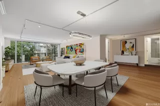 Photo #3: 423728767 Listing