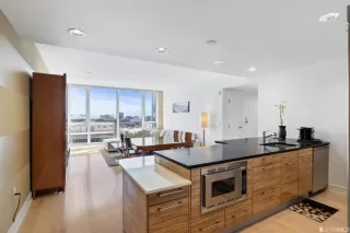 Photo #1: 423728809 Listing 