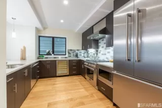 Photo #3: 423728891 Listing 