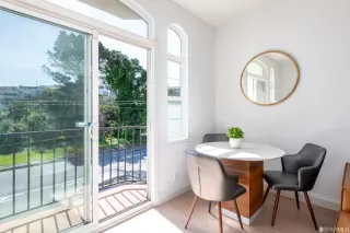 Photo #3: 423729583 Listing 