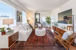 Photo #6: 423729584 Listing 