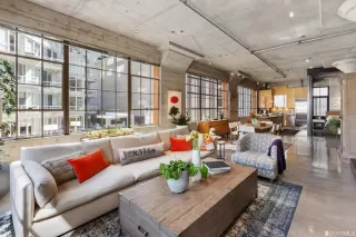 Photo #1: 423730071 Listing