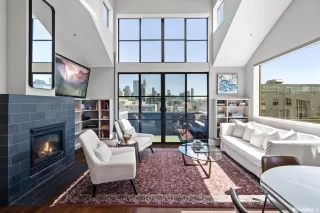 More Details about MLS # 423730631 : 239 8TH STREET #12