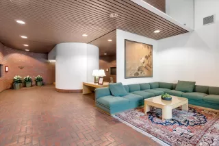 Photo #6: 423730641 Listing 