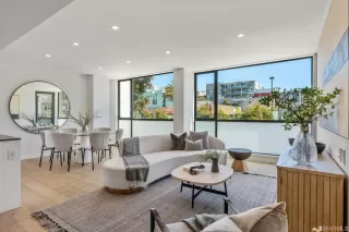 Photo #3: 423730867 Listing 