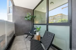 Photo #5: 423730867 Listing 