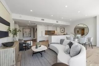 Photo #6: 423730867 Listing 