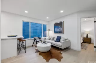 Photo #3: 423730868 Listing