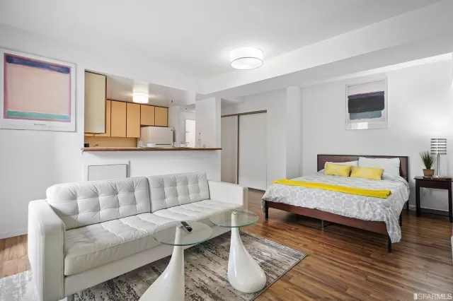 MLS: 423730904 Condo For Sale