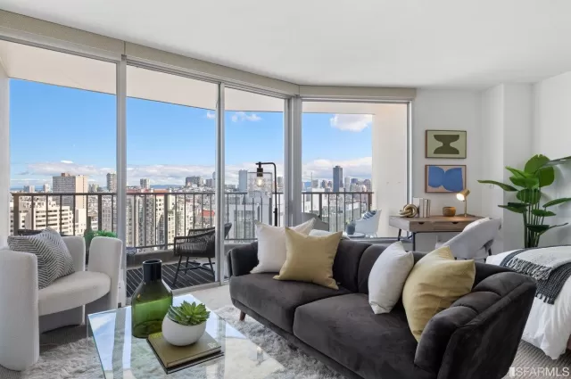 MLS: 423731100 Condo For Sale