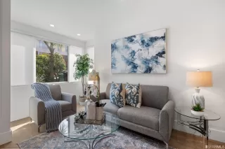 Photo #6: 423731592 Listing 