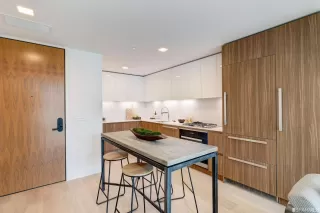 Photo #3: 423731810 Listing 