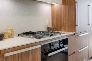 Photo #6: 423731810 Listing 