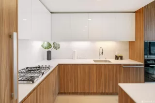 Photo #2: 423731821 Listing 