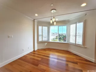 Photo #3: 423731863 Listing 