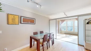 Photo #6: 423731870 Listing 