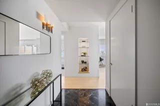 Photo #2: 423732311 Listing 