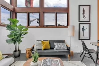 Photo #4: 423732657 Listing 