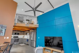 Photo #6: 423732657 Listing 