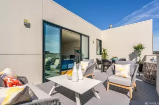 Photo #6: 423733102 Listing