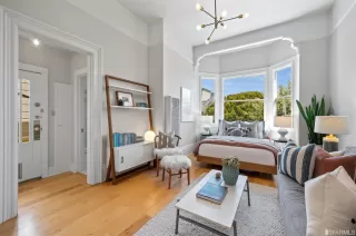 Photo #6: 423733838 Listing 