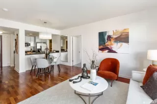 Photo #2: 423733904 Listing 