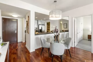 Photo #6: 423733904 Listing 